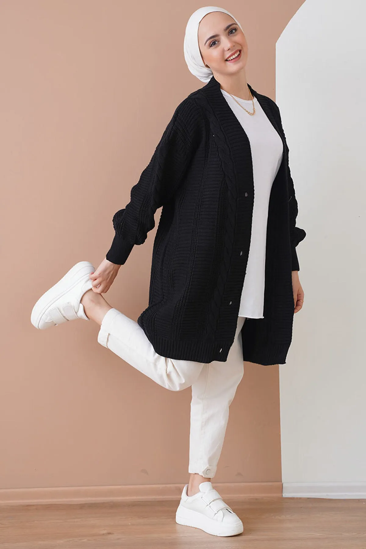 15768 tesettür triko hirka