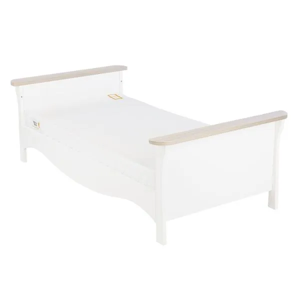 Cuddleco Clara 2 Piece Set 3 Drawer Dresser and Cot Bed - White Ash