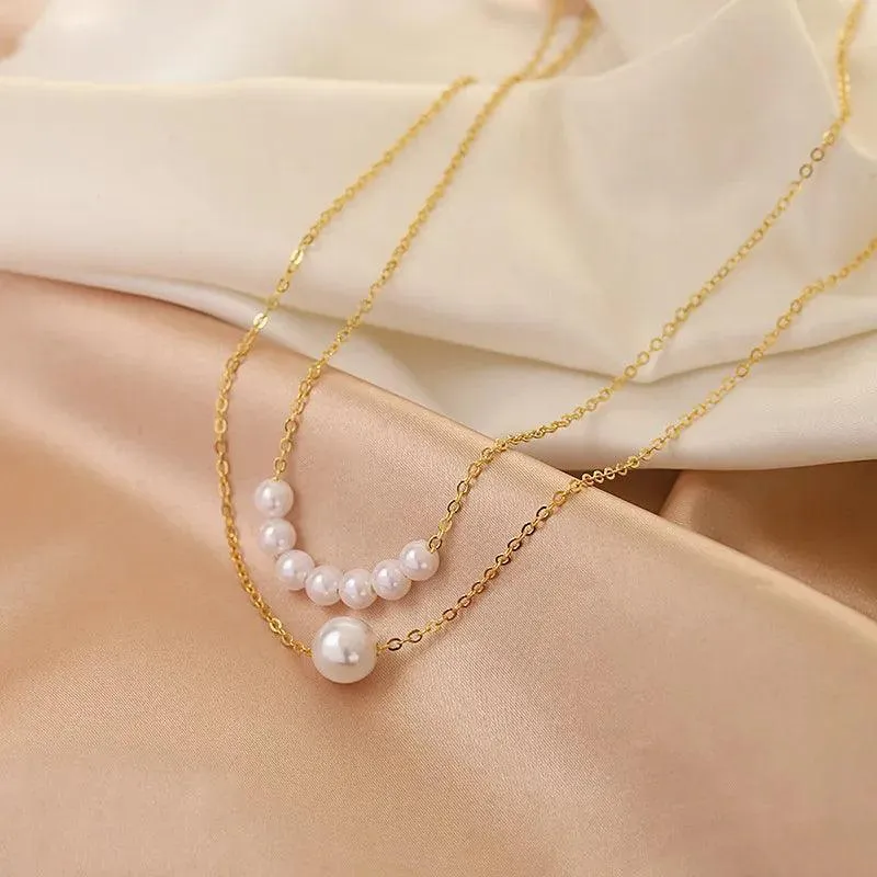 Elegant Black Ribbon Choker Necklace with White Pearls: Timeless Elegance
