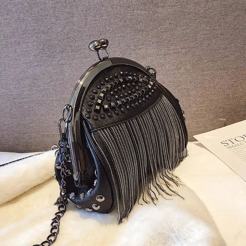 Emiliana | Essential Retro Chic Kiss Closure Bag