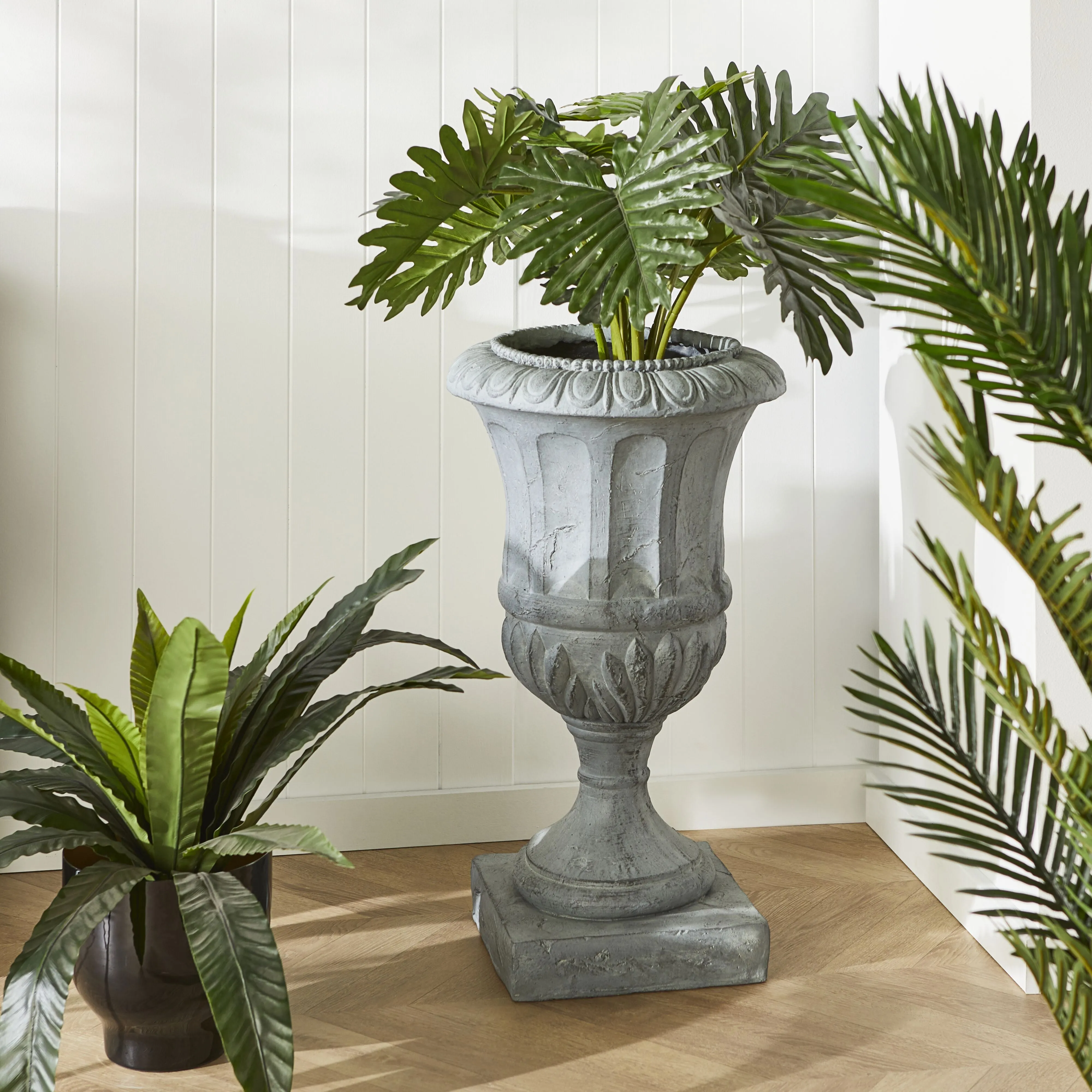 French Urn 41x41x70cm