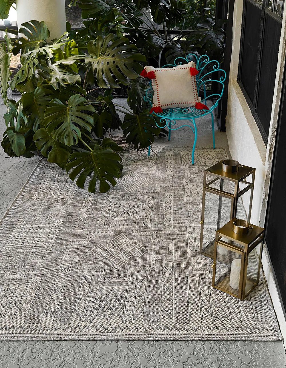 Harbor Grey Motif Outdoor Rug