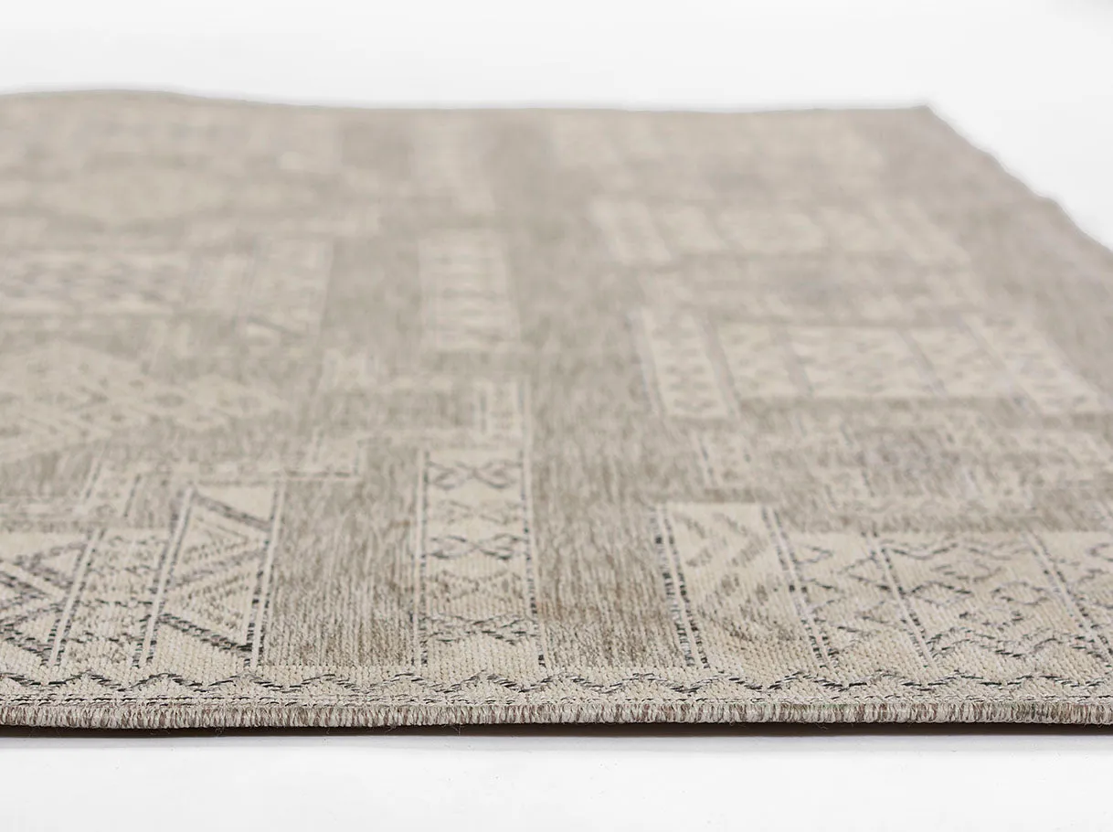 Harbor Grey Motif Outdoor Rug