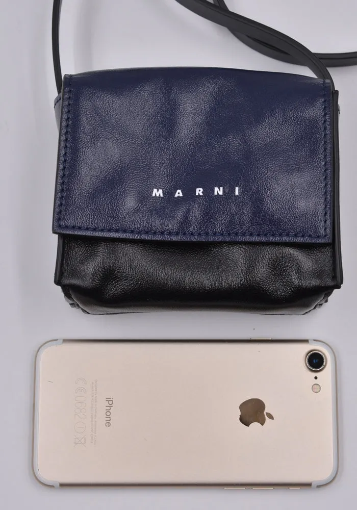MARNI SBMQ0082U0 MINI MESSENGER BAG NAVY/BLACK