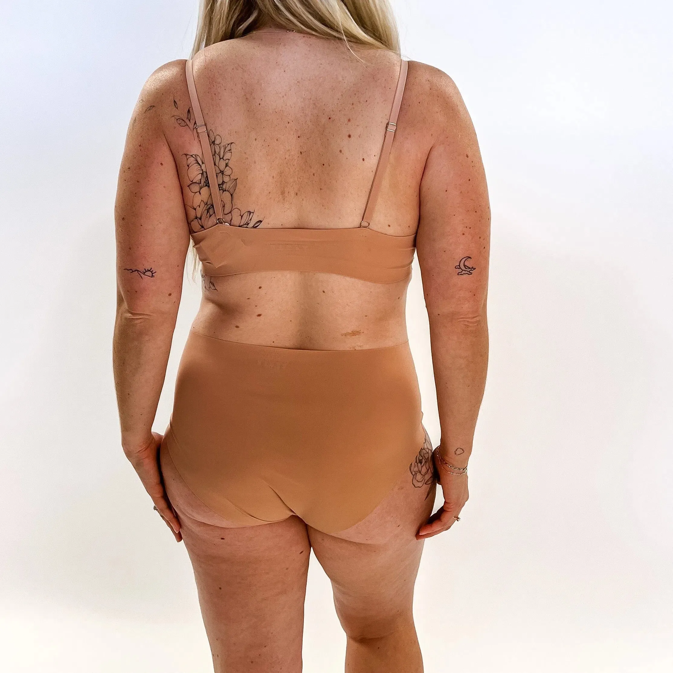 Seamless Wireless Bra - Adjustable
